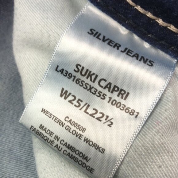 SILVER SUKI MID-RISE CAPRI JEANS 25x25 - Picture 8 of 11